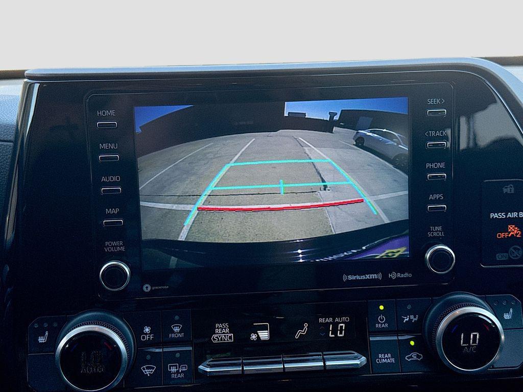 used 2022 Toyota Highlander car, priced at $31,982