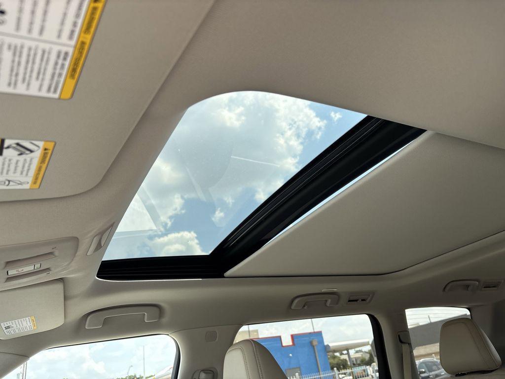 new 2025 Nissan Armada car, priced at $68,853