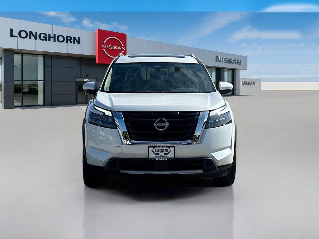 new 2025 Nissan Pathfinder car, priced at $48,535