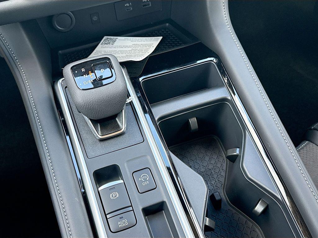 new 2025 Nissan Pathfinder car, priced at $40,400