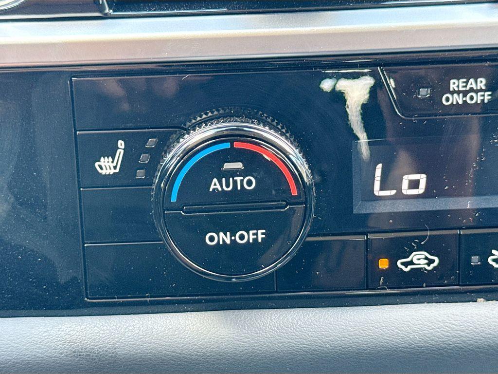 new 2025 Nissan Pathfinder car, priced at $40,400