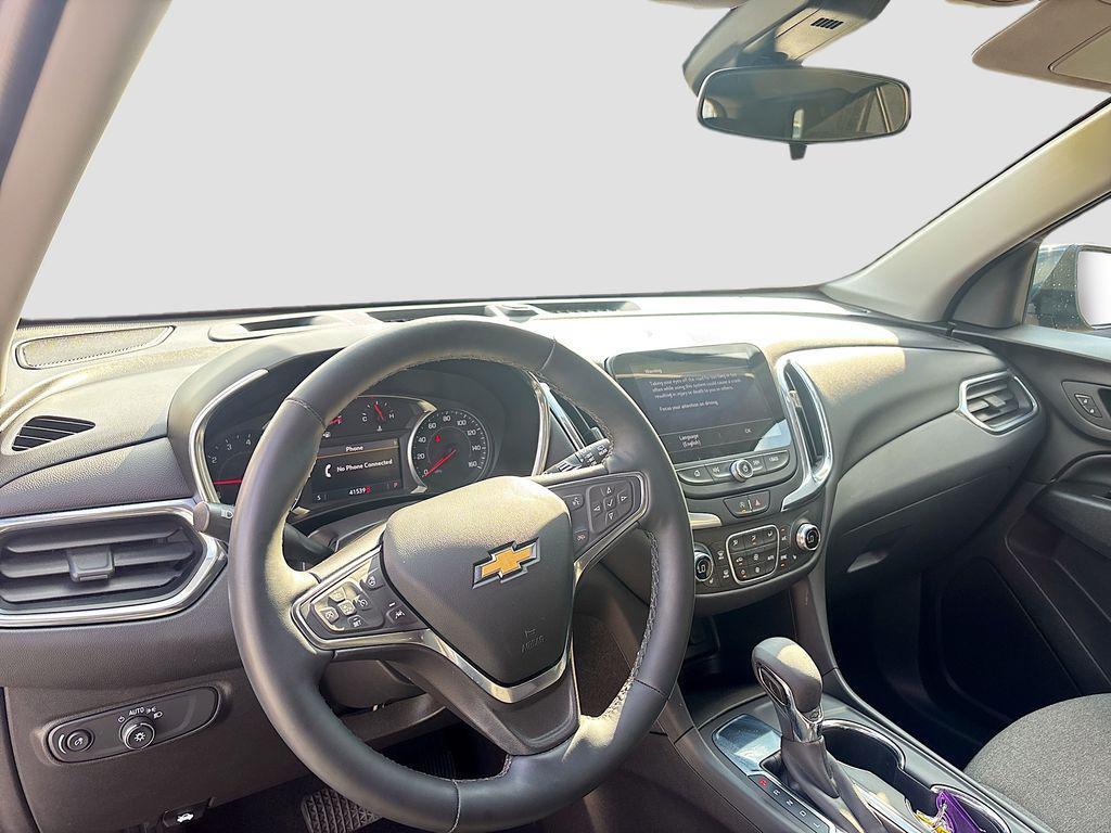 used 2024 Chevrolet Equinox car, priced at $22,582