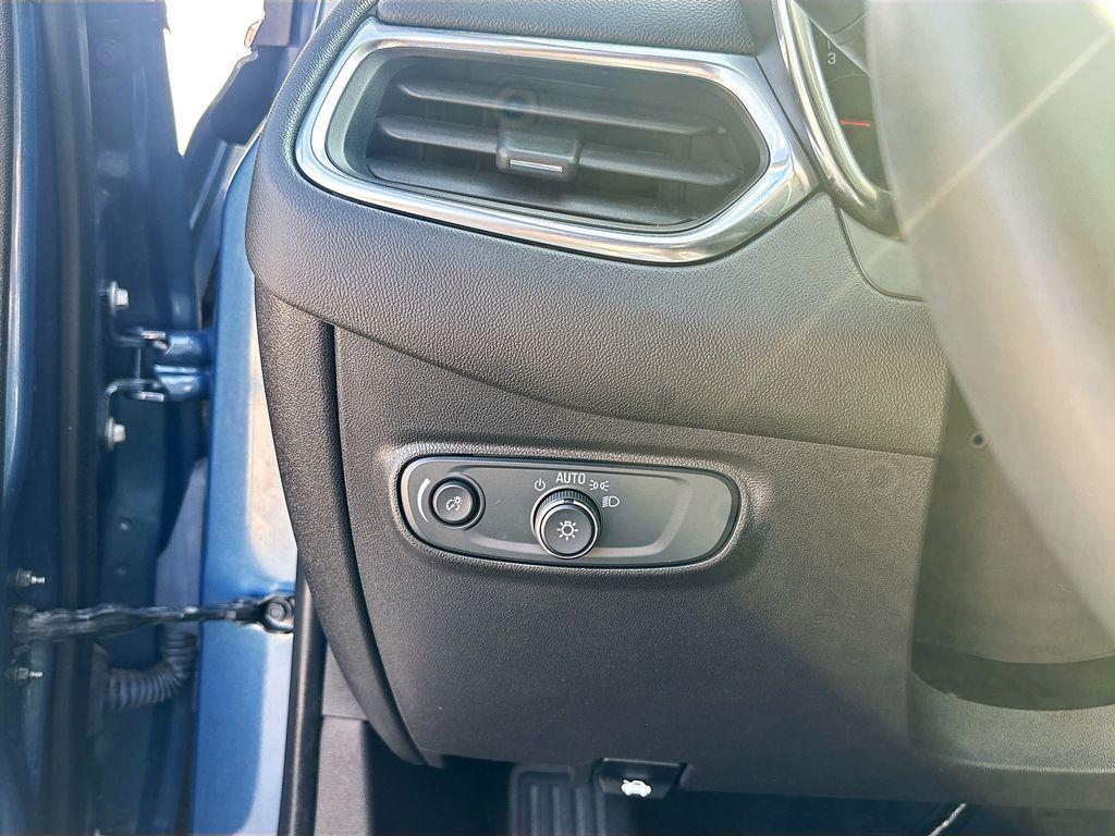 used 2024 Chevrolet Equinox car, priced at $22,582