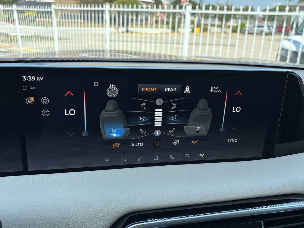 new 2025 Nissan Armada car, priced at $69,258