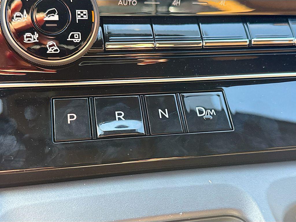 new 2025 Nissan Armada car, priced at $63,216