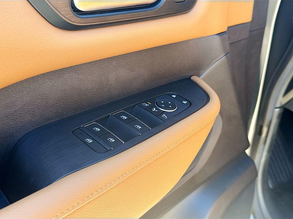 new 2025 Nissan Armada car, priced at $63,216