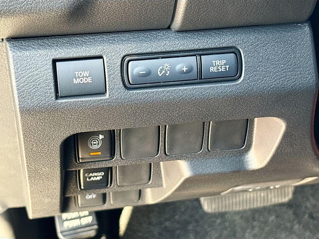 new 2026 Nissan Frontier car, priced at $41,140