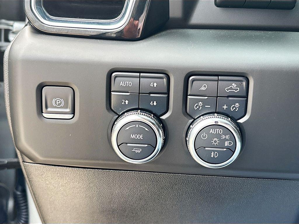 used 2024 GMC Sierra 2500 car, priced at $68,772