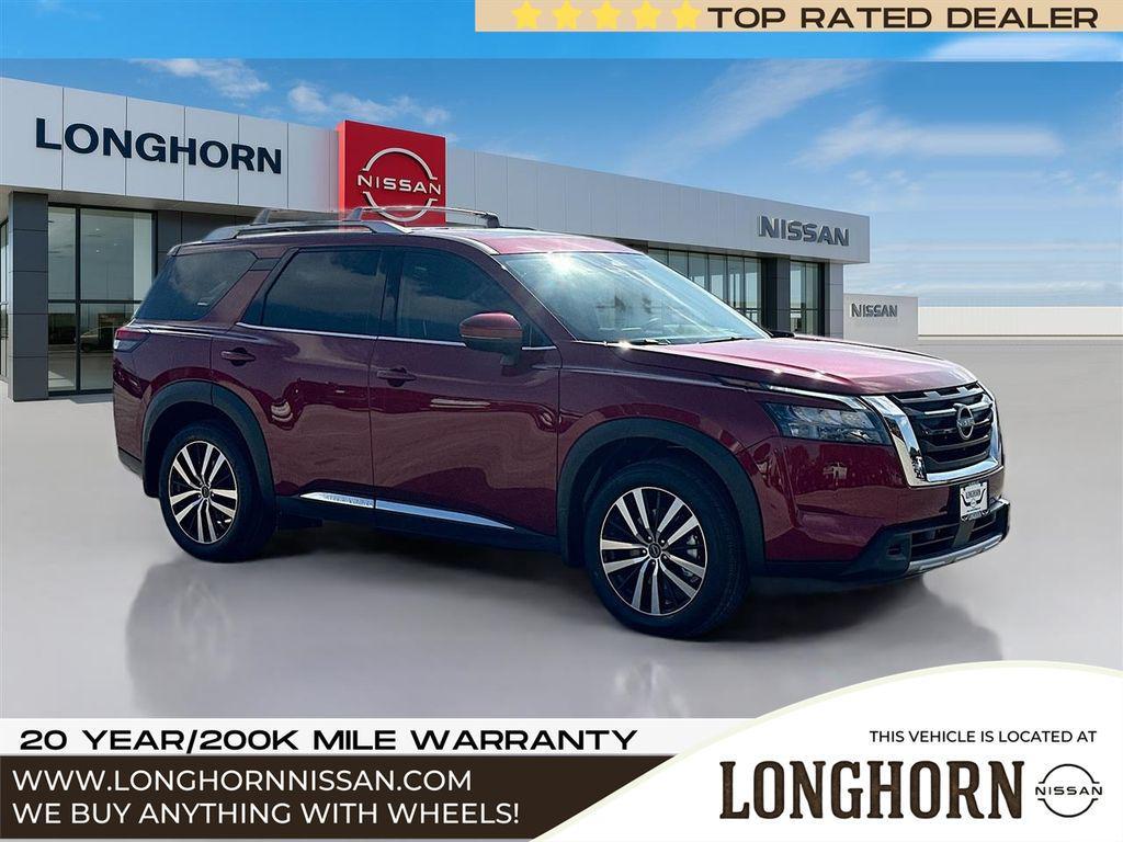 new 2025 Nissan Pathfinder car, priced at $42,284