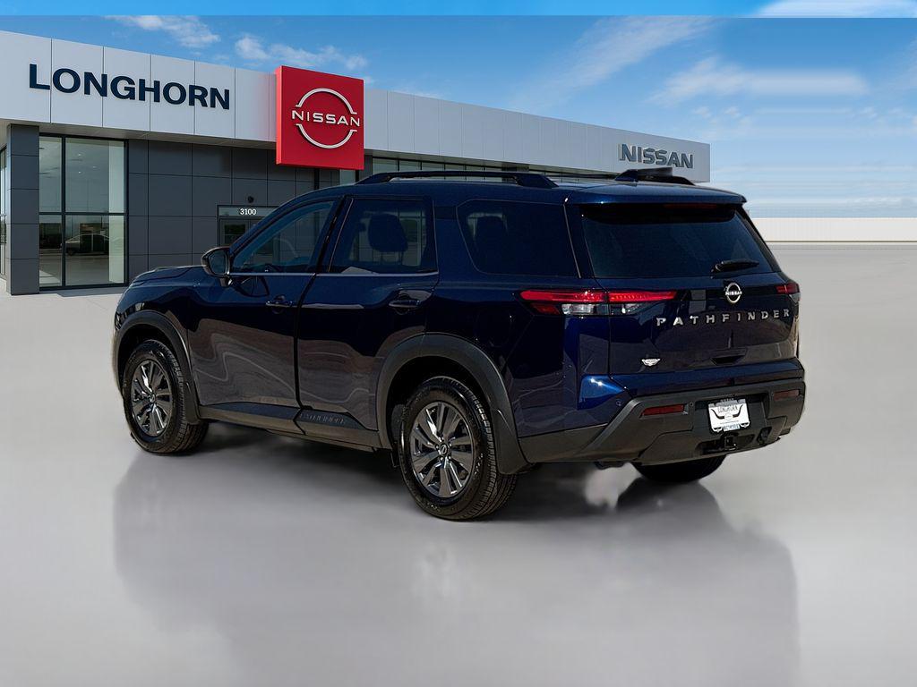 new 2025 Nissan Pathfinder car, priced at $32,900