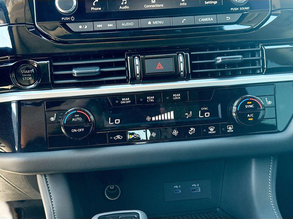 new 2025 Nissan Pathfinder car, priced at $32,900