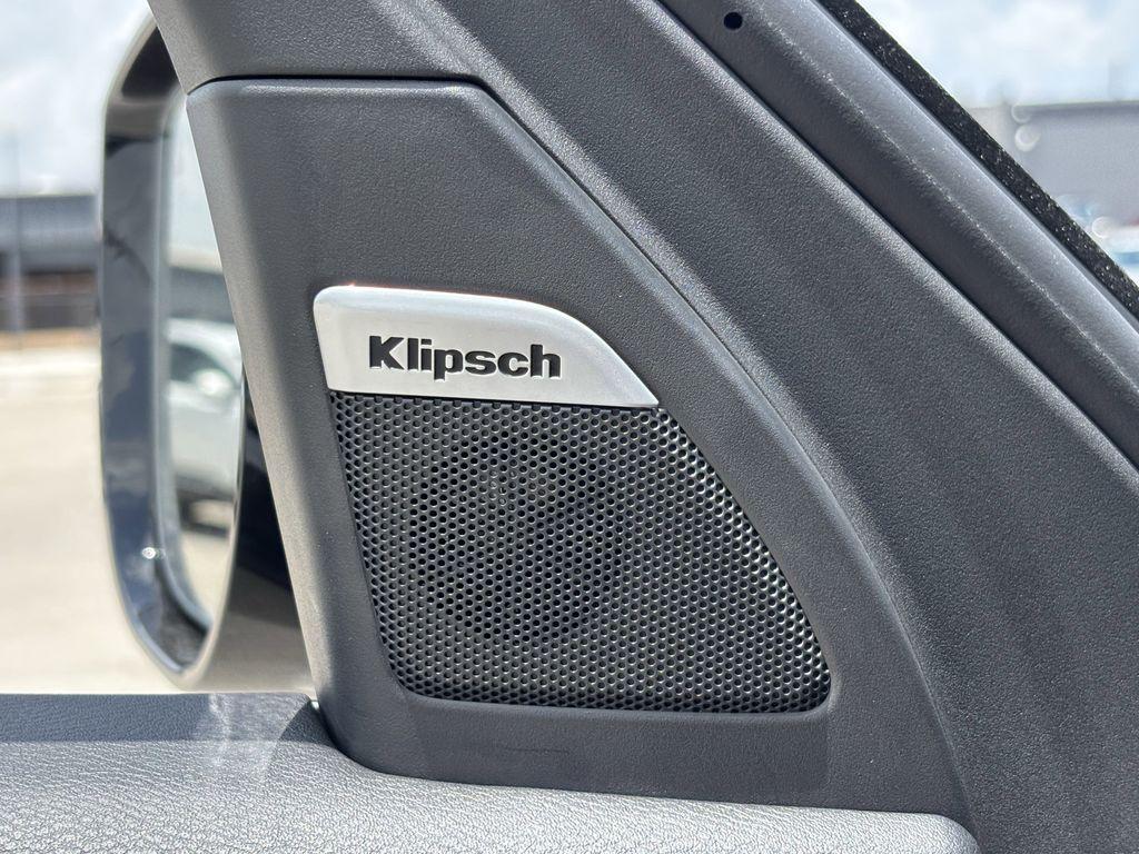 new 2025 Nissan Armada car, priced at $60,867