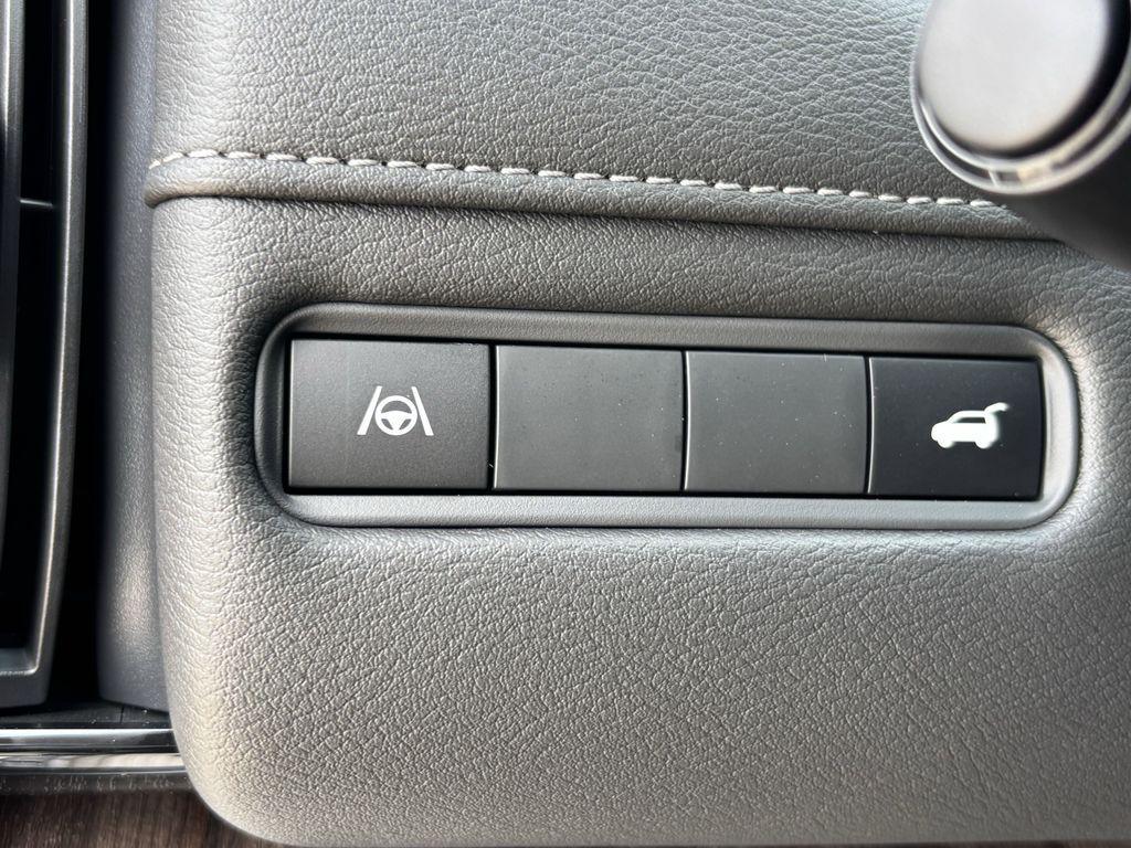 new 2025 Nissan Armada car, priced at $60,867