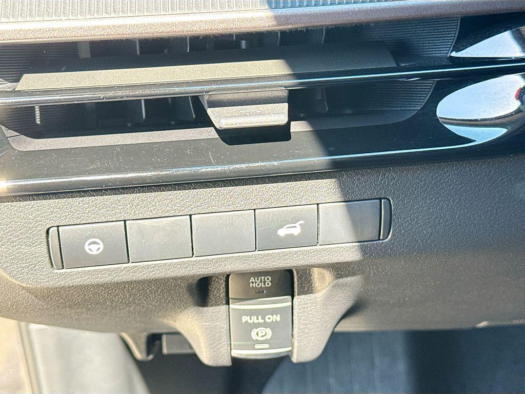 used 2025 Nissan Murano car, priced at $34,882