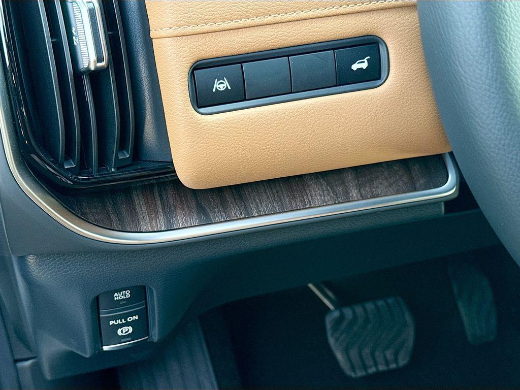 new 2026 Nissan Armada car, priced at $69,905