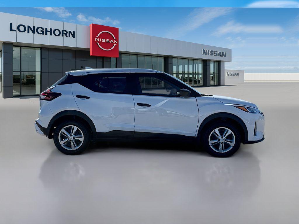 new 2025 Nissan Kicks car, priced at $21,768