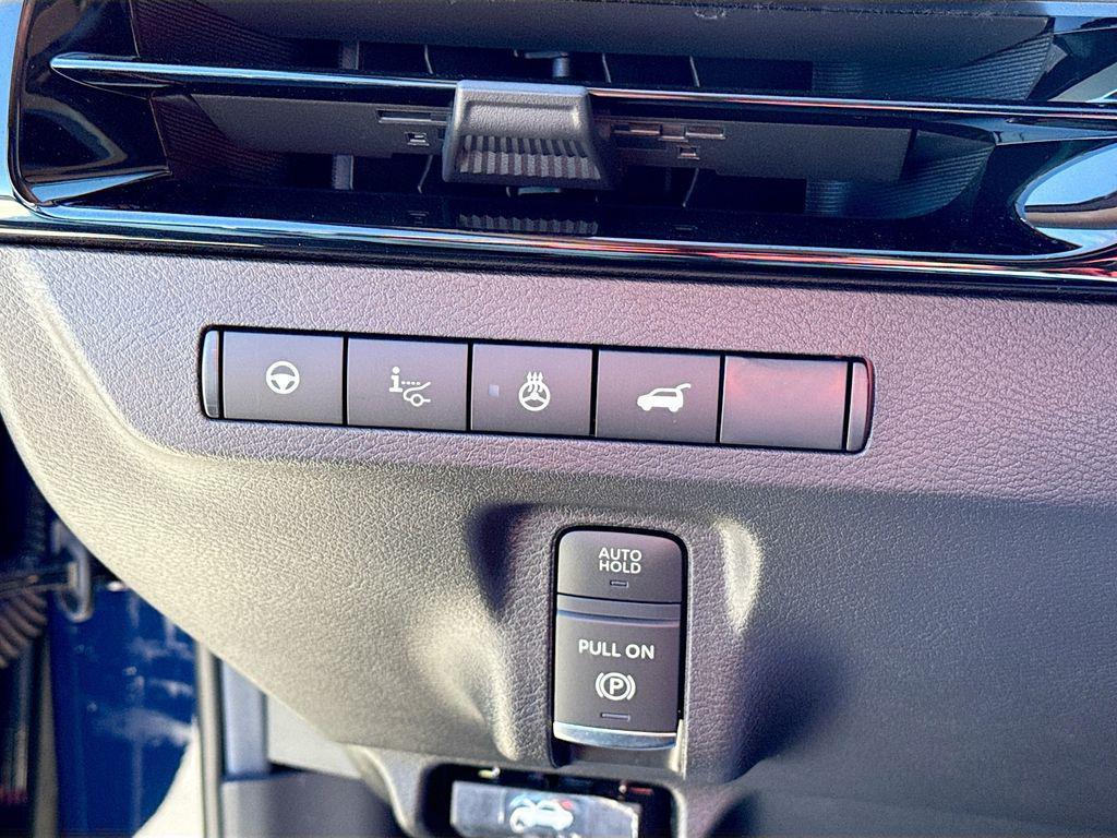 new 2025 Nissan Murano car, priced at $42,843