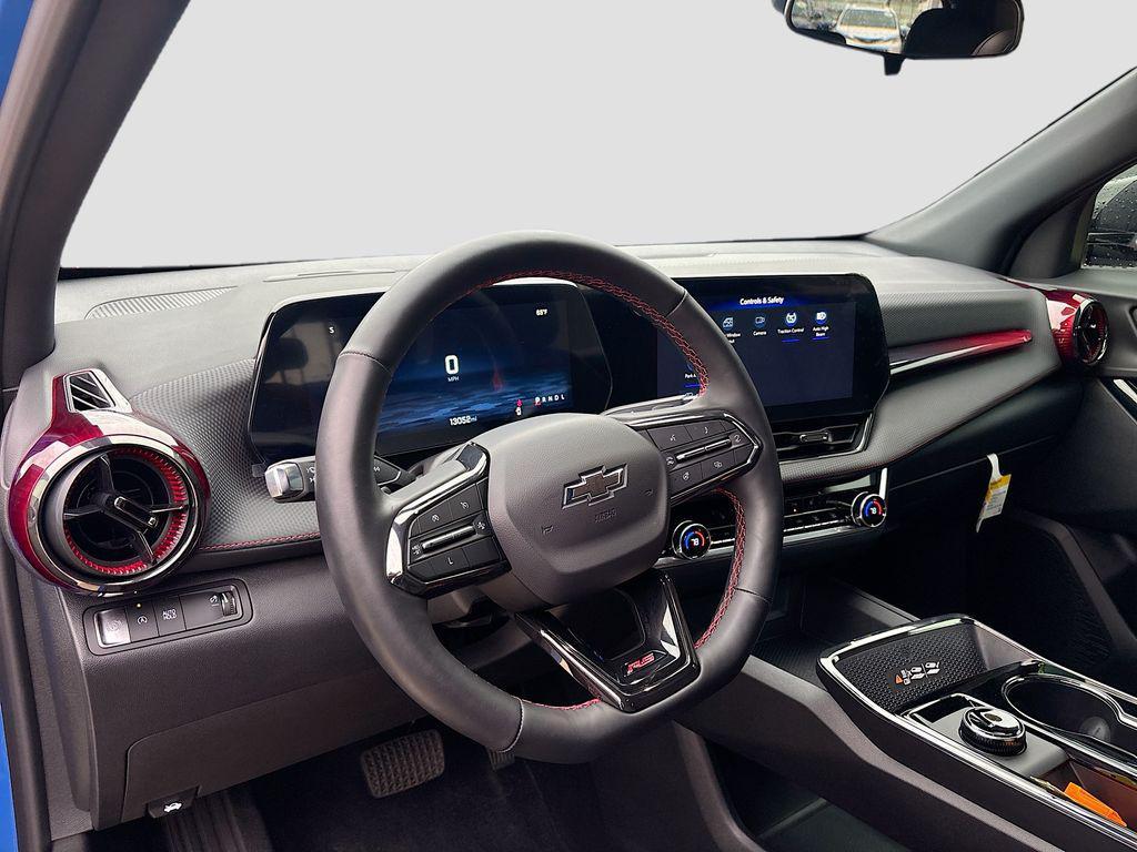 used 2025 Chevrolet Equinox car, priced at $31,971