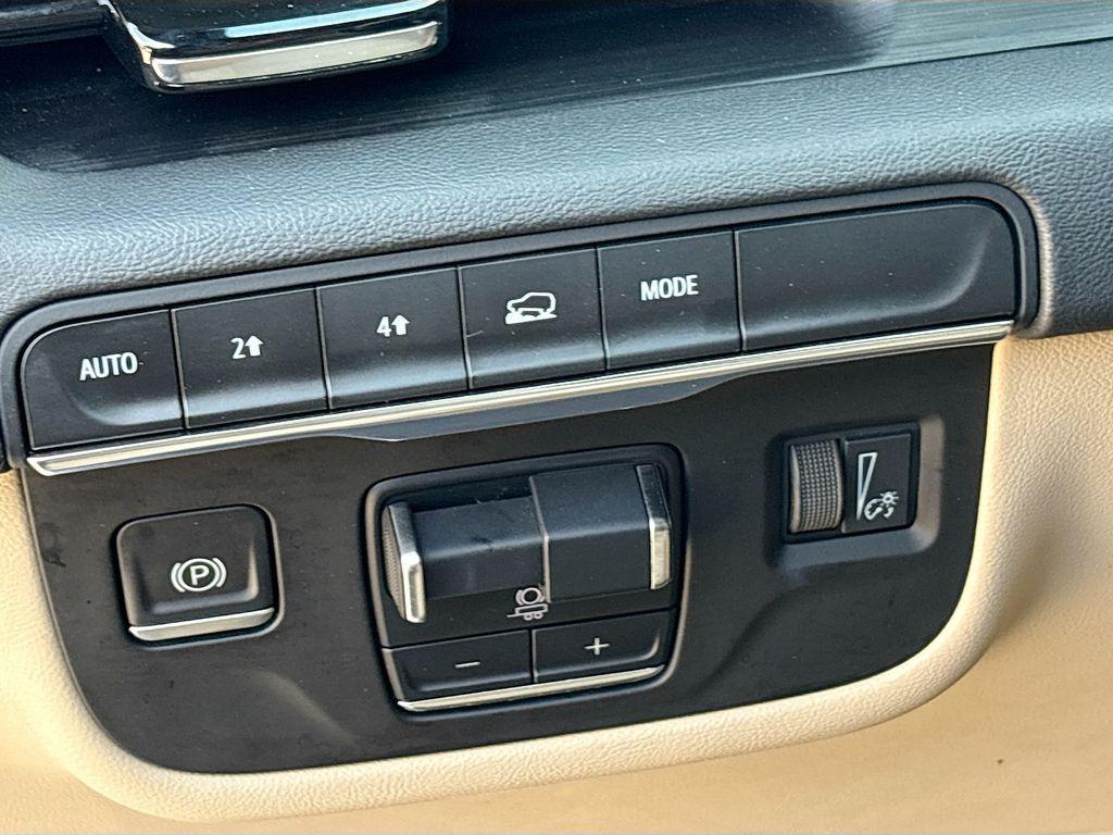 used 2023 Cadillac Escalade car, priced at $62,983