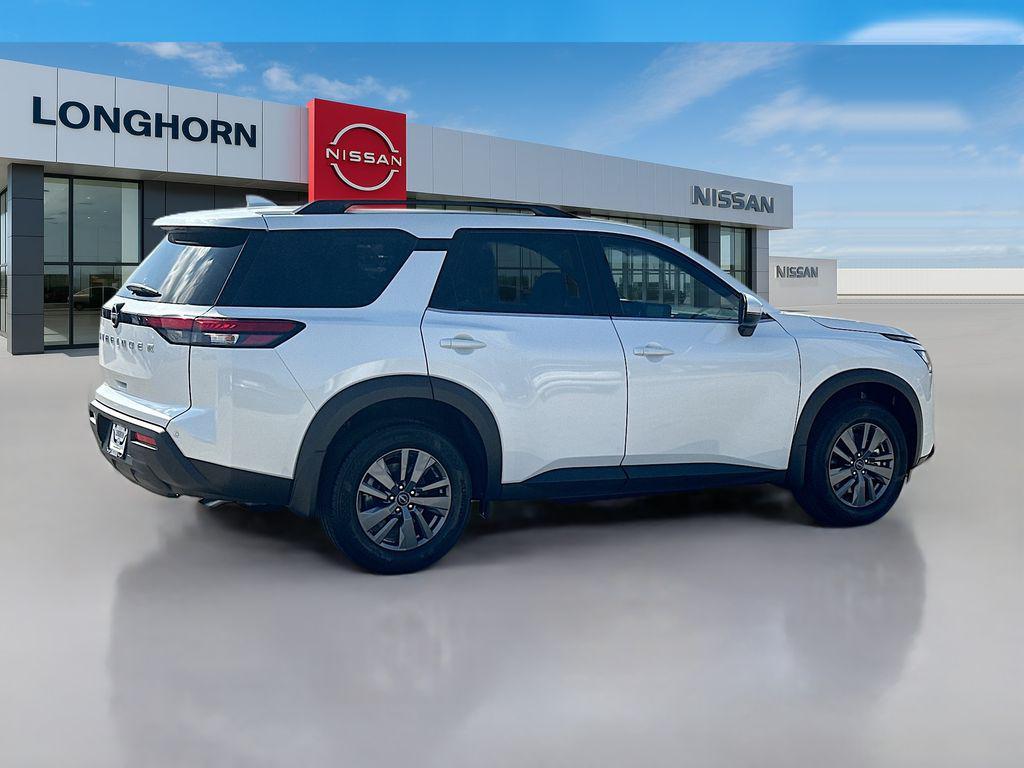 new 2025 Nissan Pathfinder car, priced at $33,561