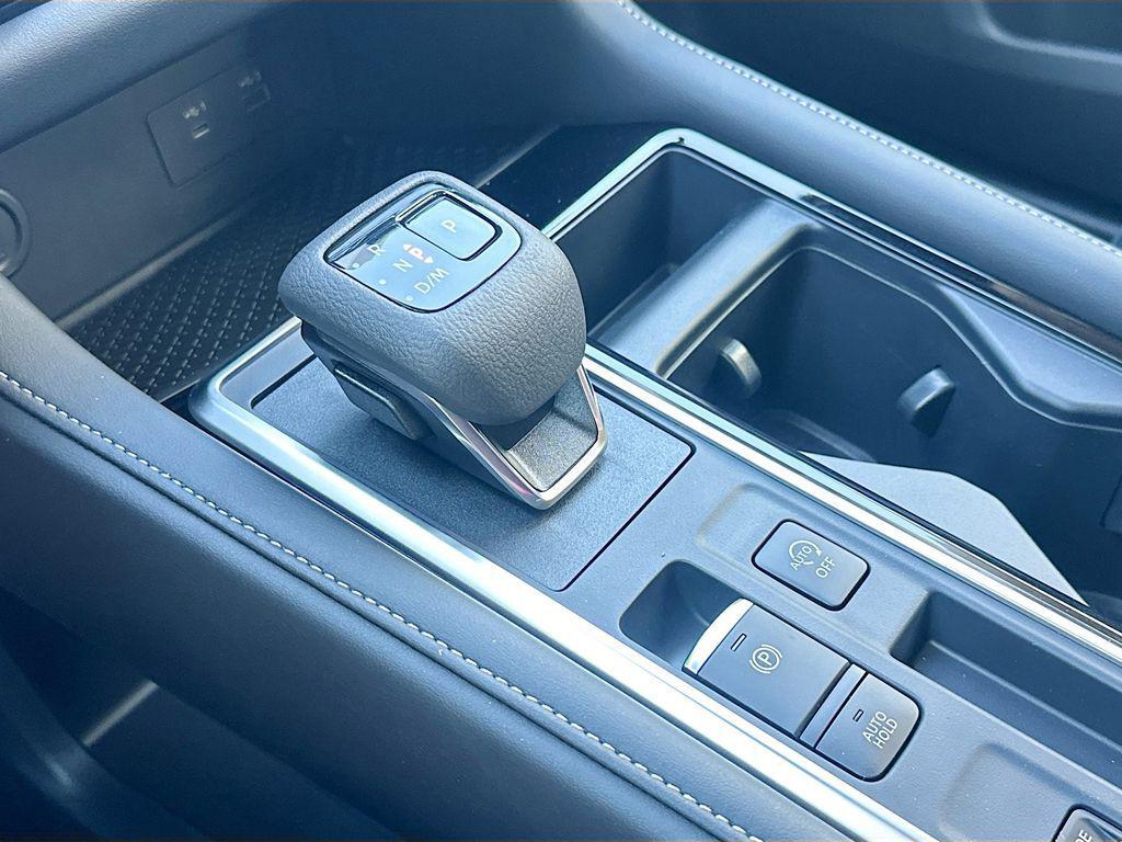 new 2025 Nissan Pathfinder car, priced at $33,561