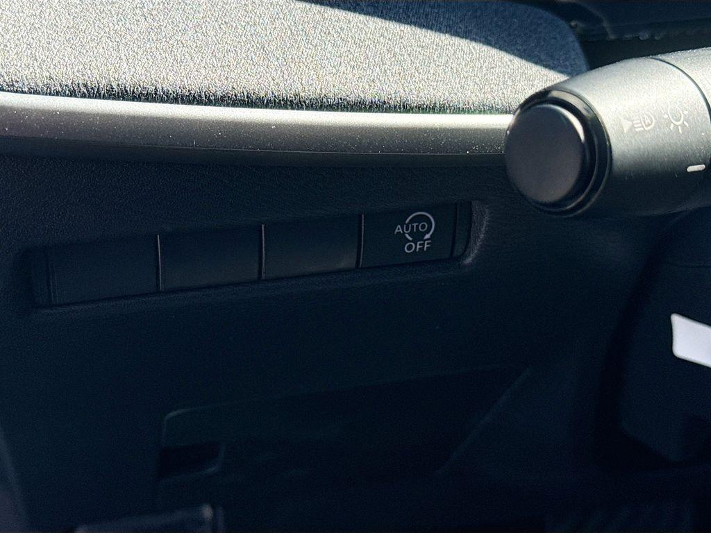 new 2026 Nissan Kicks car, priced at $23,099