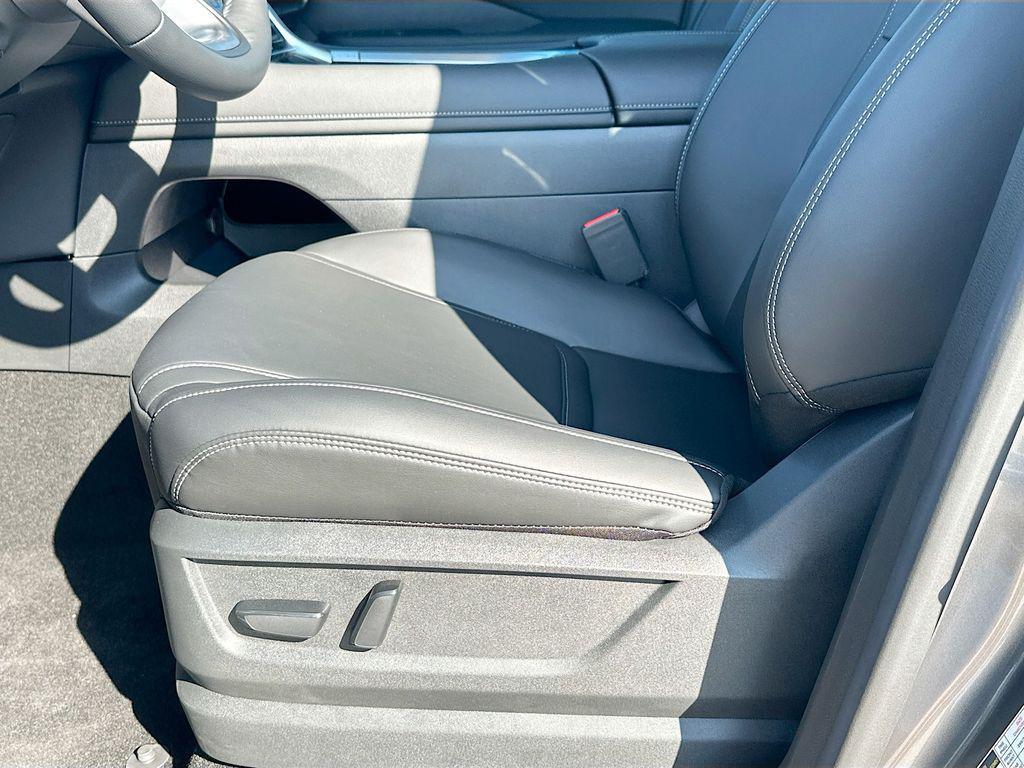 new 2026 Nissan Armada car, priced at $62,015