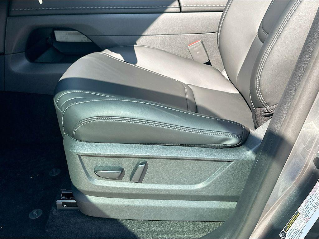 new 2026 Nissan Armada car, priced at $62,015