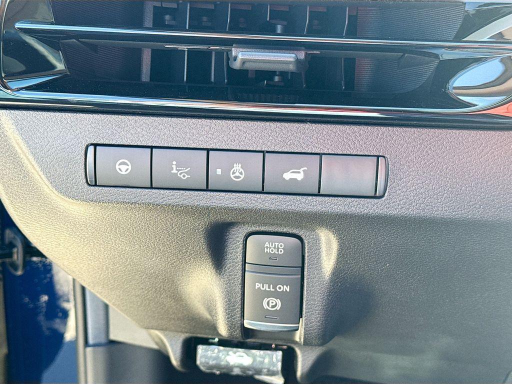 new 2025 Nissan Murano car, priced at $42,679