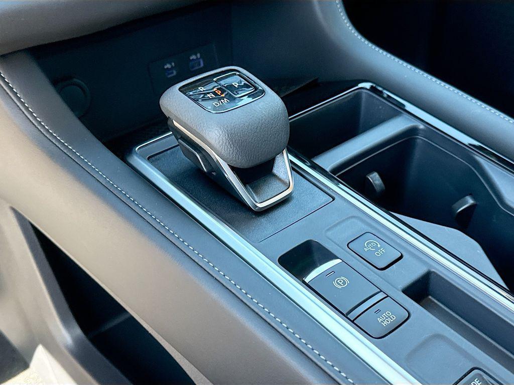 new 2025 Nissan Pathfinder car, priced at $31,000