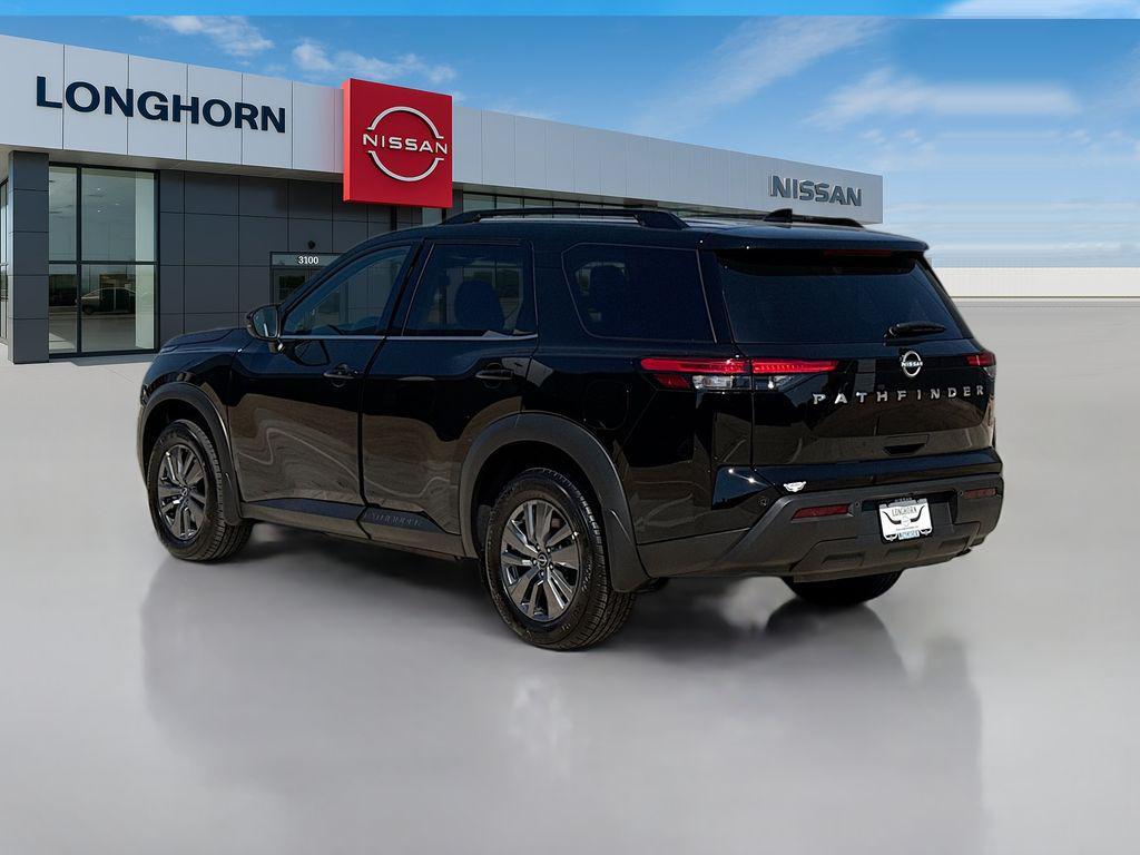 new 2025 Nissan Pathfinder car, priced at $31,000