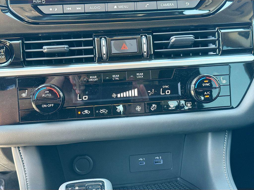 new 2025 Nissan Pathfinder car, priced at $31,000