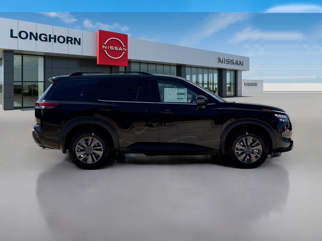 new 2025 Nissan Pathfinder car, priced at $31,000