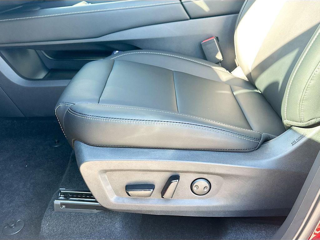 new 2025 Nissan Murano car, priced at $41,239