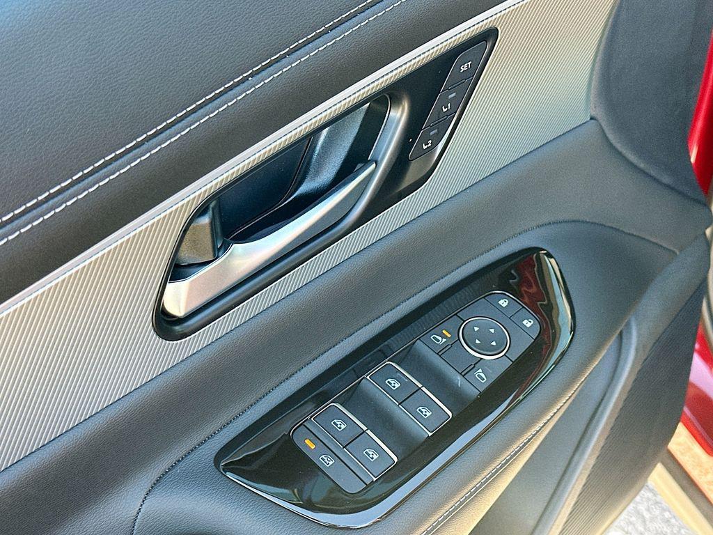 new 2025 Nissan Murano car, priced at $41,239