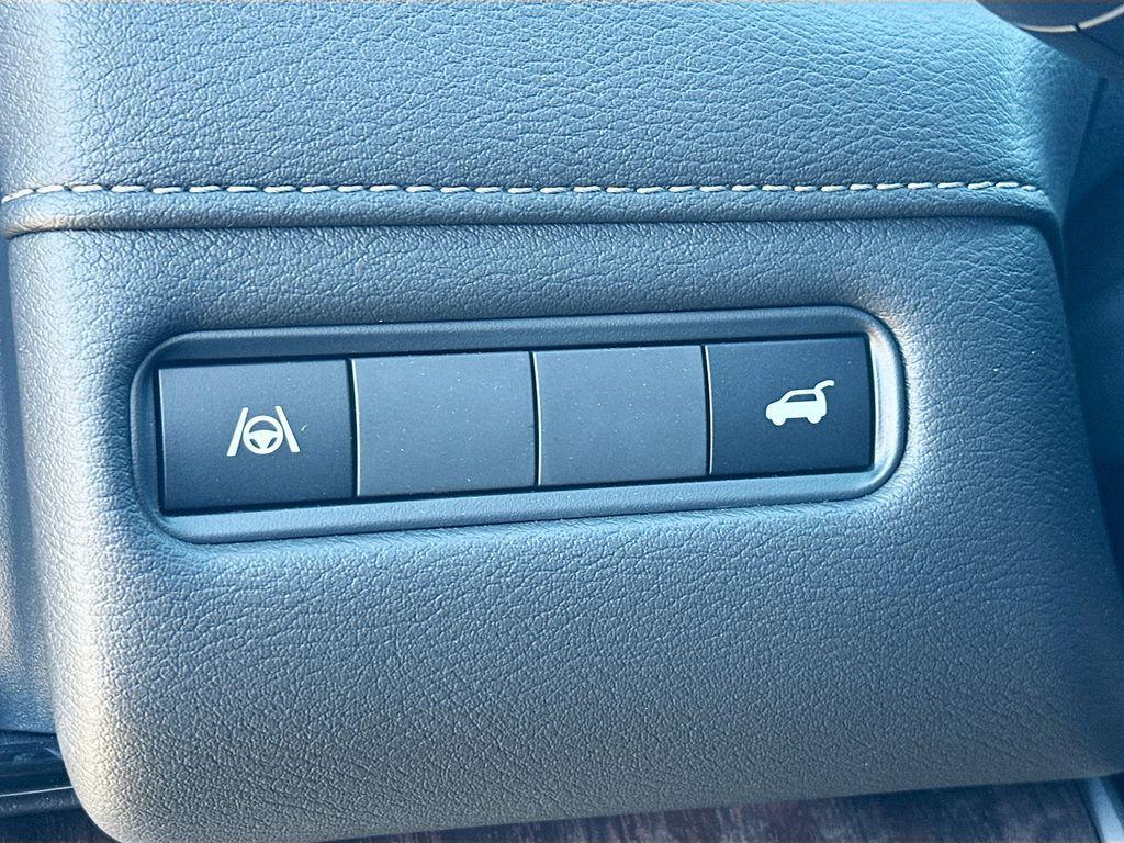 new 2025 Nissan Armada car, priced at $67,104