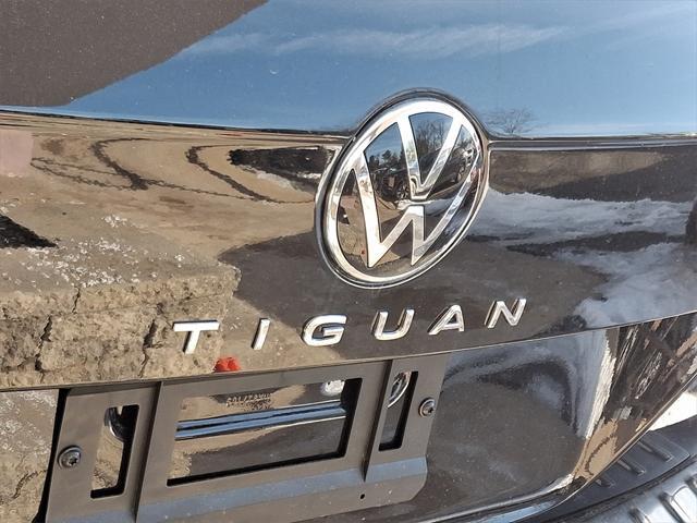 new 2024 Volkswagen Tiguan car, priced at $39,128