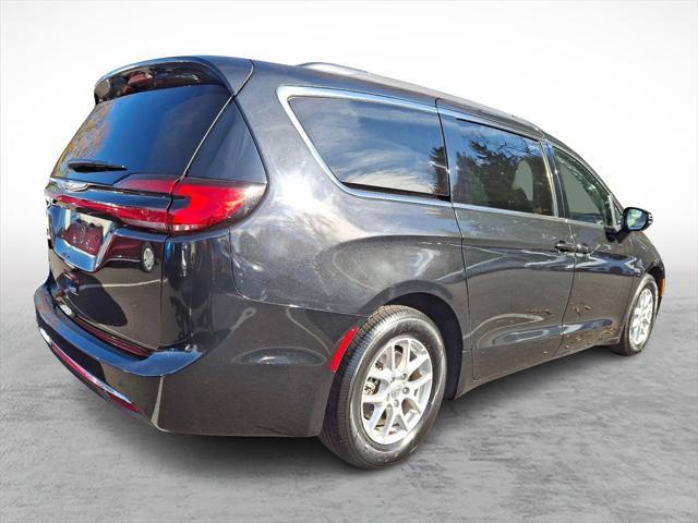 used 2022 Chrysler Pacifica car, priced at $27,429