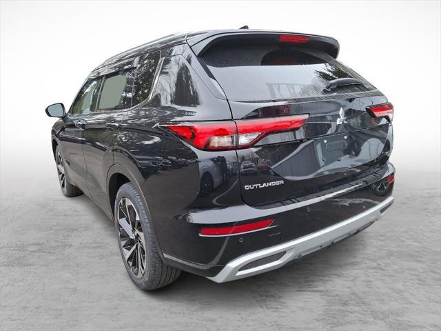 new 2024 Mitsubishi Outlander car, priced at $38,025