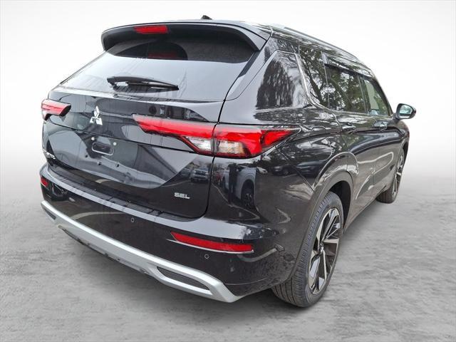 new 2024 Mitsubishi Outlander car, priced at $38,025