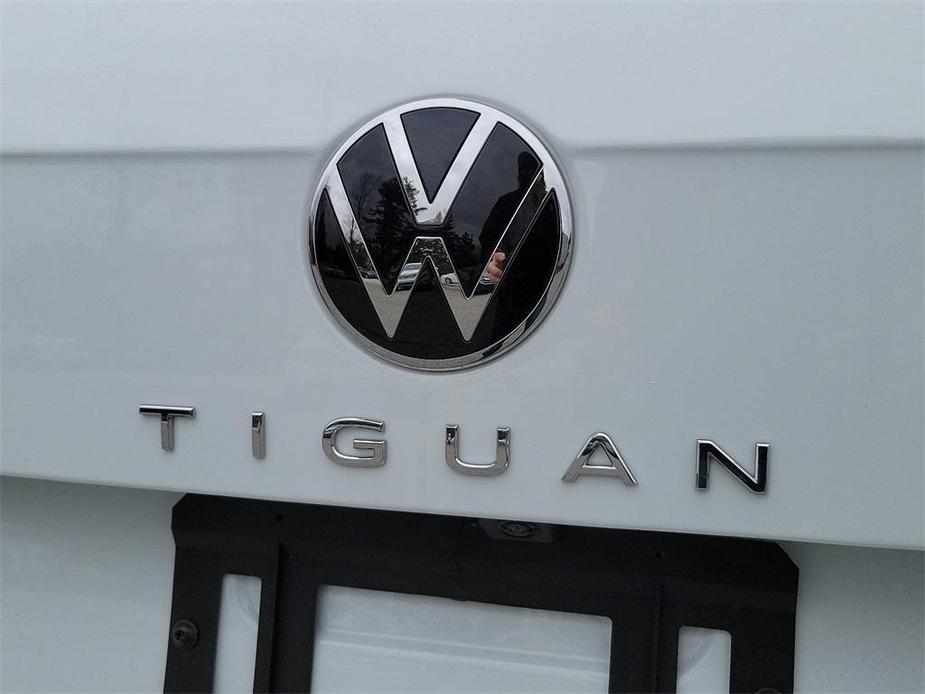 new 2024 Volkswagen Tiguan car, priced at $36,789
