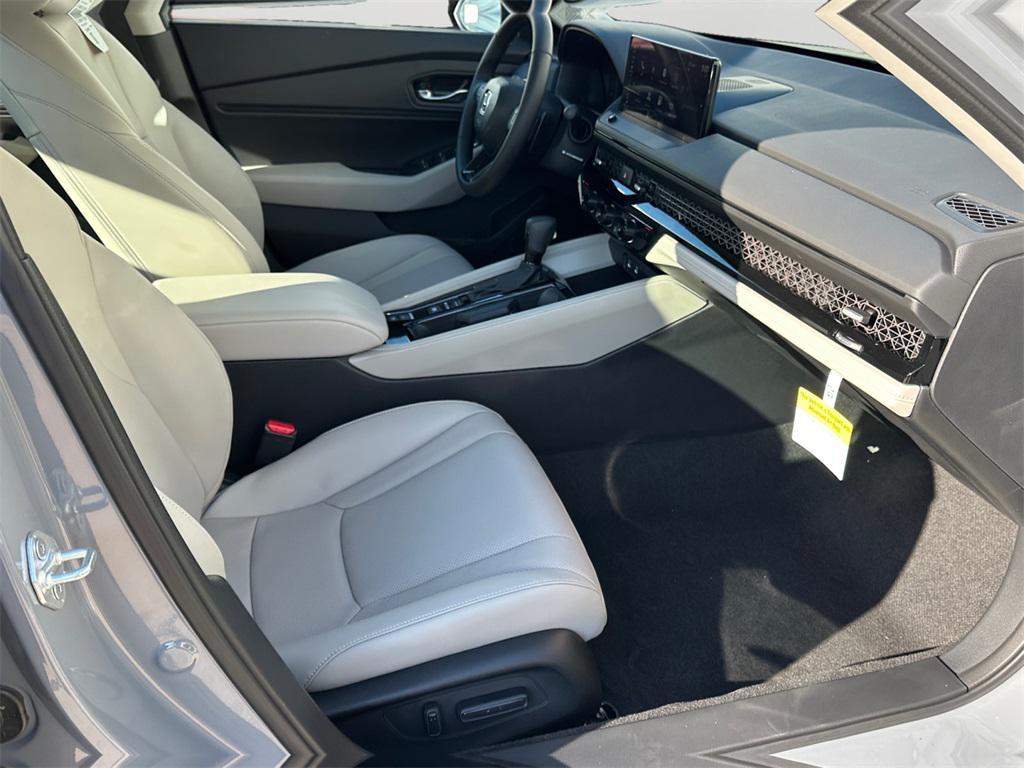 new 2025 Honda Accord Hybrid car, priced at $34,704
