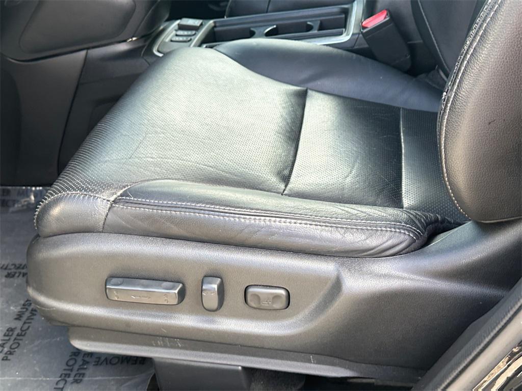 used 2016 Honda CR-V car, priced at $19,495