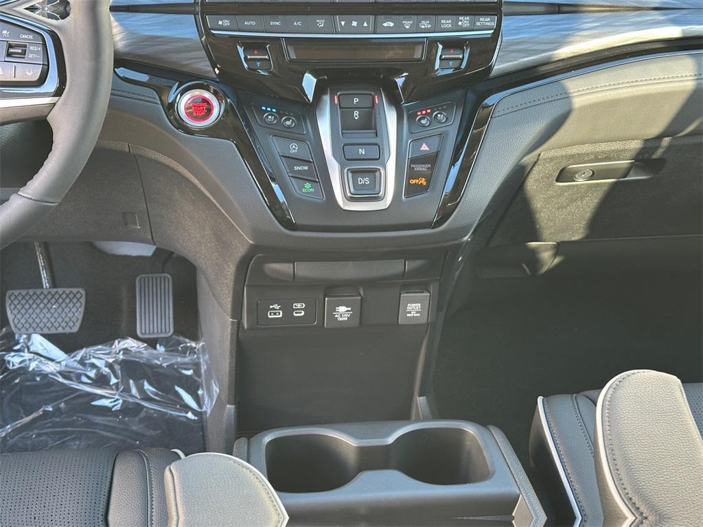 new 2026 Honda Odyssey car, priced at $53,190