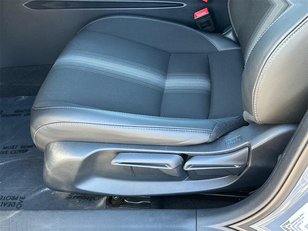 used 2025 Honda Civic Hybrid car, priced at $23,385