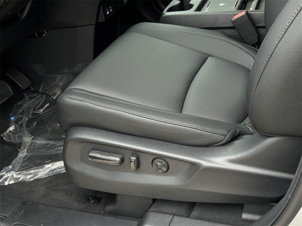 new 2026 Honda Odyssey car, priced at $44,290
