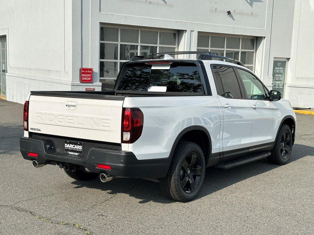 new 2025 Honda Ridgeline car, priced at $42,995