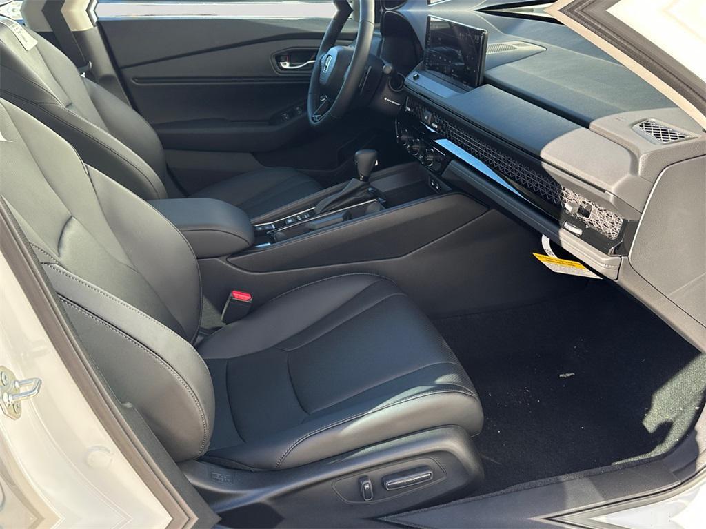 new 2025 Honda Accord Hybrid car, priced at $34,704