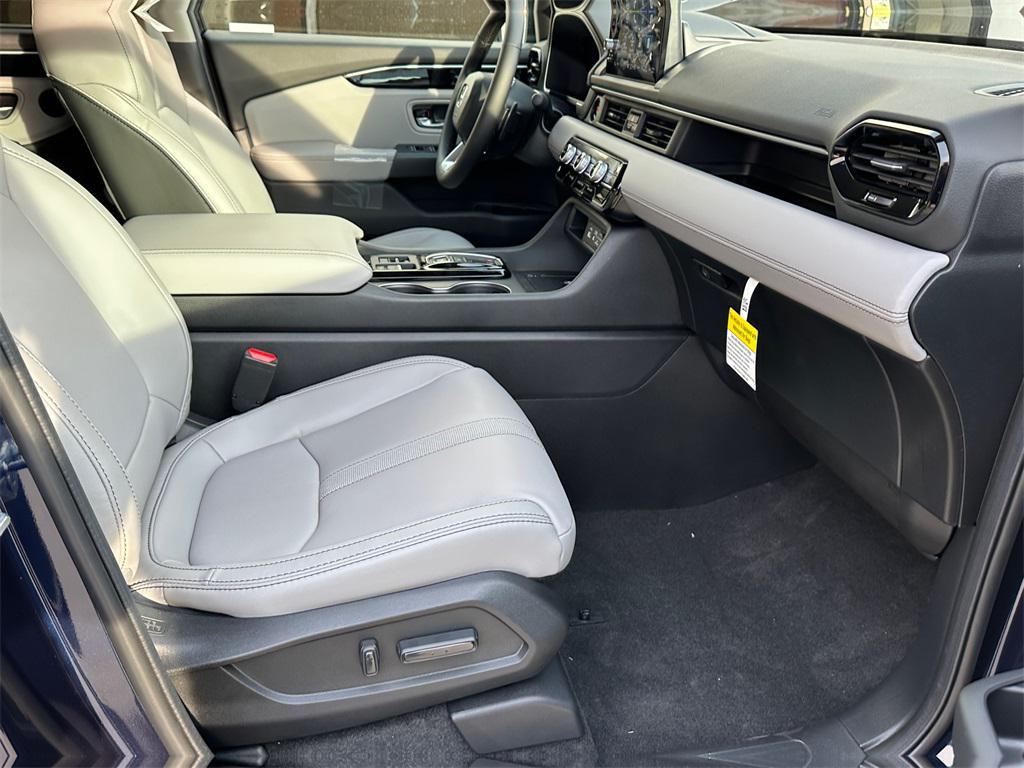new 2025 Honda Pilot car, priced at $47,400