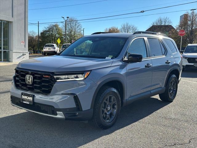 used 2025 Honda Pilot car, priced at $45,995